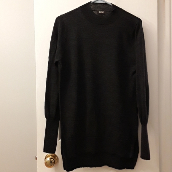 Badgley Mischka merino wool sweater Medium